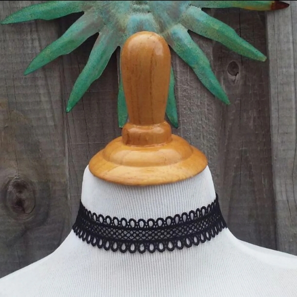 Black chunky choker - Picture 1 of 4